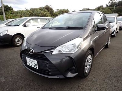 TOYOTA VITZ 2019/11