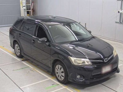 TOYOTA COROLLA FIELDER 2013/8