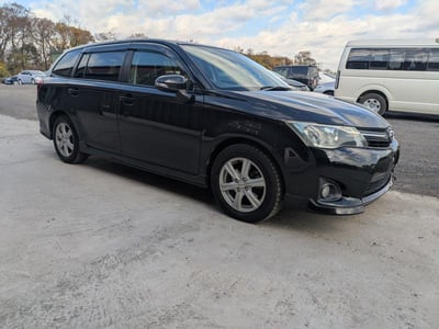 TOYOTA COROLLA FIELDER 2013/11