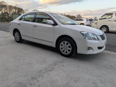 TOYOTA PREMIO 2012/12