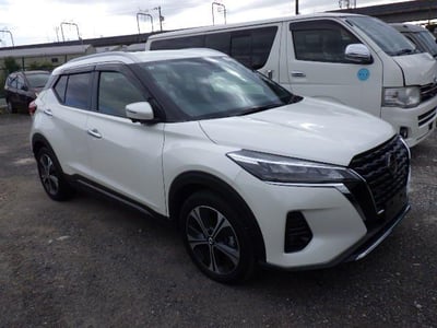 NISSAN KICKS 2025/9