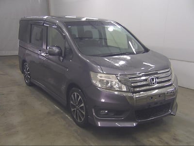 HONDA STEPWAGON 2015/1