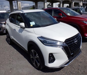 NISSAN KIX 2024/6