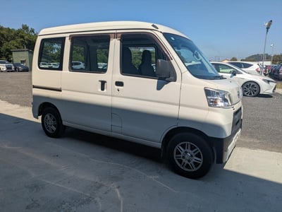 TOYOTA PIXIS VAN 2019/4