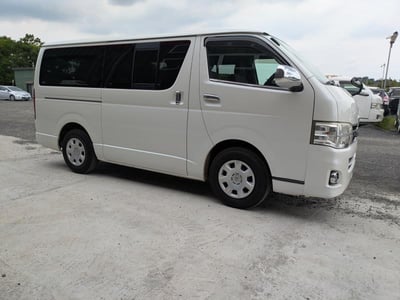 TOYOTA REGIUSACE 2010/11