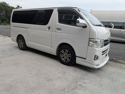 TOYOTA HIACE 2012/1
