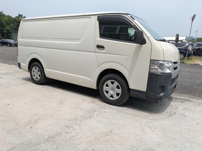 TOYOTA HIACE-V 2015/5
