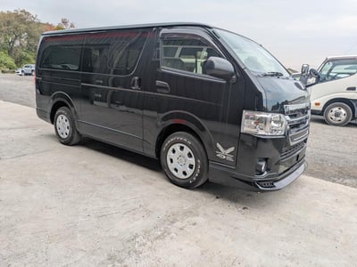 TOYOTA REGIUSACE 2018/1