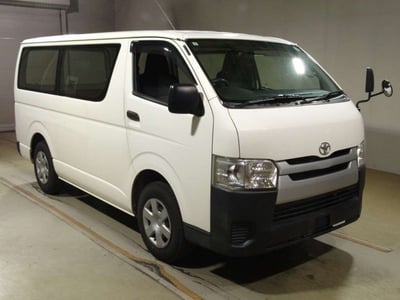 TOYOTA REGIUSACE 2019/5
