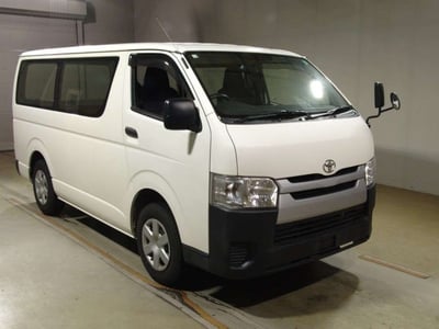 TOYOTA REGIUSACE 2019/6