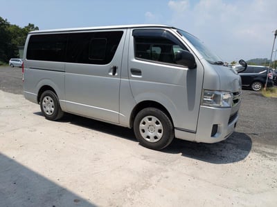 TOYOTA HIACE-V 2019/10