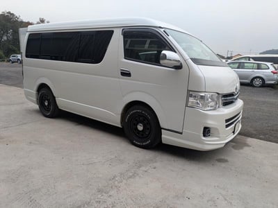 TOYOTA HIACE WAGON 2012/8