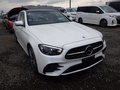 MERCEDES BENZ E CLASS 2023/9