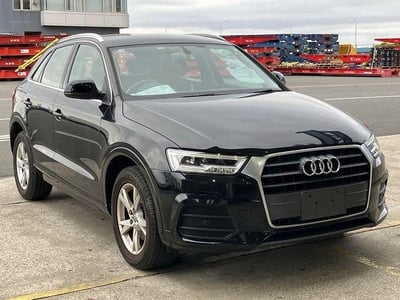 AUDI Q3 2016/8