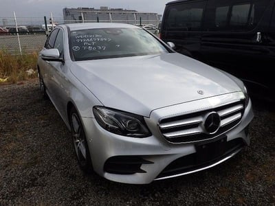 MERCEDES BENZ E CLASS 2019/10