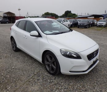 VOLVO V40 2014/3