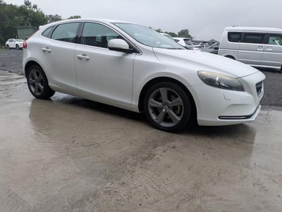 VOLVO V40 2014/9