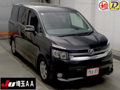 TOYOTA VOXY 2007/11