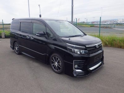TOYOTA VOXY 2016/2