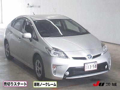 TOYOTA PRIUS 2014/9