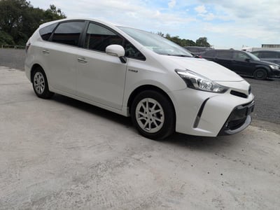 TOYOTA PRIUS ALPHA 2019/10