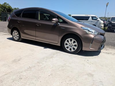 TOYOTA PRIUS ALPHA 2020/1
