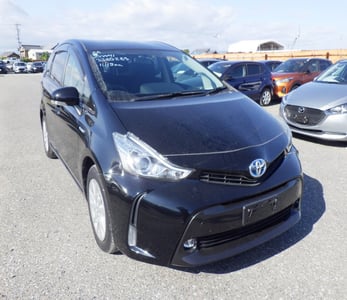 TOYOTA PRIUS ALPHA 2015/2