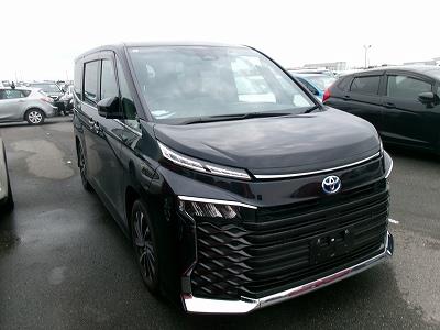 TOYOTA VOXY 2023/12