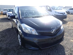TOYOTA VITZ 2013 KSP130-2100657