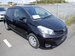 TOYOTA VITZ 2013 NSP130-2107347
