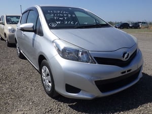 TOYOTA VITZ 2013 NSP130-2110833