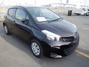 TOYOTA VITZ 2013 NSP130-2111083