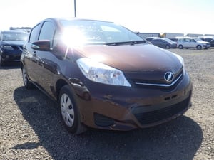 TOYOTA VITZ 2013 NSP130-2118924