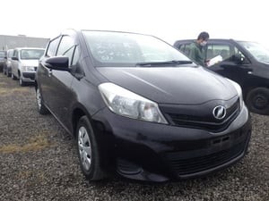 TOYOTA VITZ 2013 NSP130-2122794